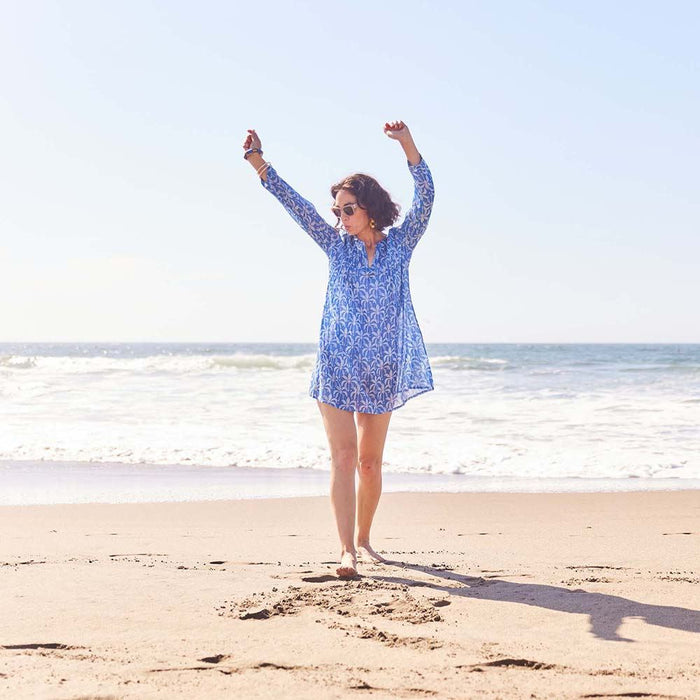 PALM BUNCH NAVY Pintuck Beach Coverup (Available: 02/20/2025)