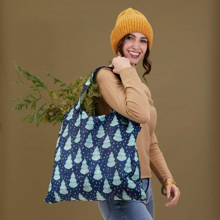 WINTER TREES blu Bag Reusable Shopper Tote