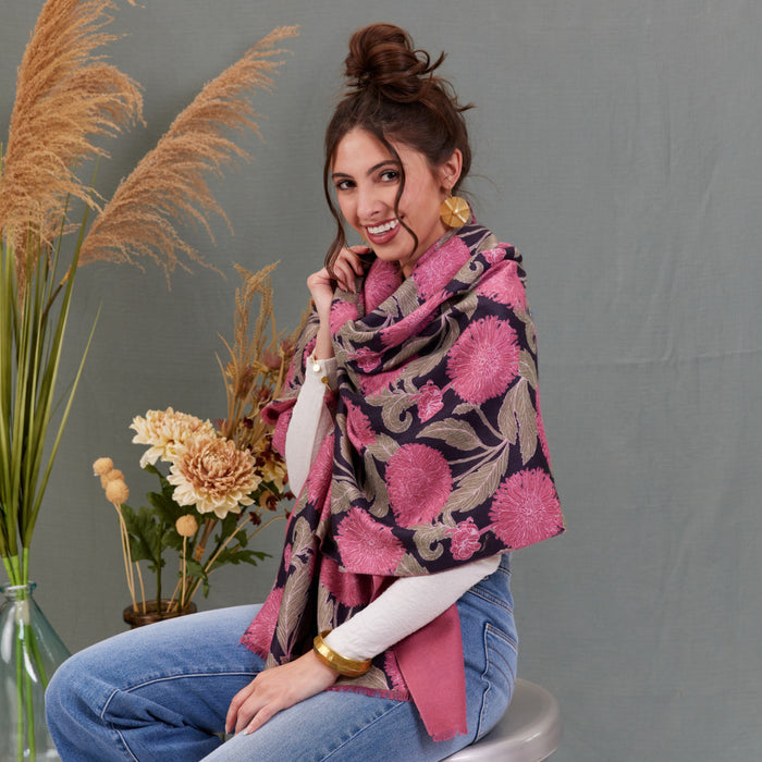 CHRYSANTHEMUM FLOWER Pink Reversible Wrap Scarf