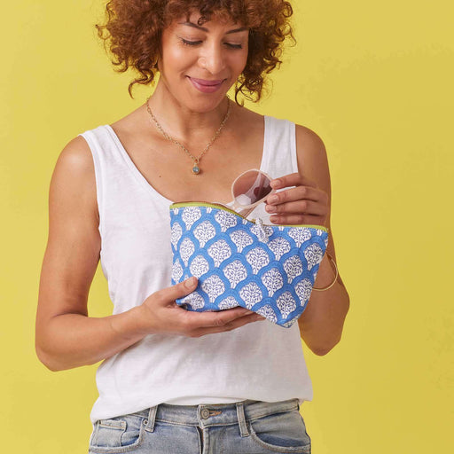 FIFER BLUE Pouch, Medium