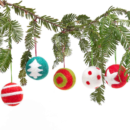 CHRISTMAS BALLS Felt Ornaments - 5 pc Assortment